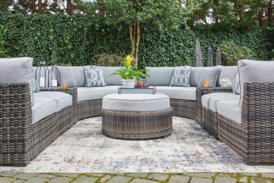 Harbor Court 9-Piece Outdoor Sectional with Ottoman - Image 7