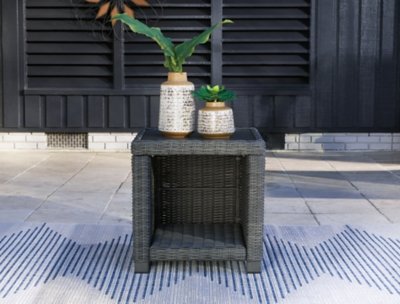 Elite Park Outdoor End Table - Image 3