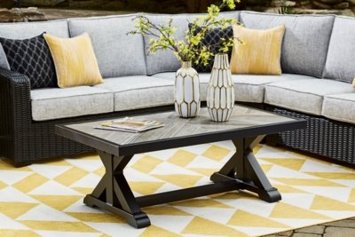 Beachcroft Outdoor Coffee Table - Image 3