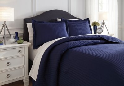 Raleda 3-Piece King Coverlet Set - Image 4