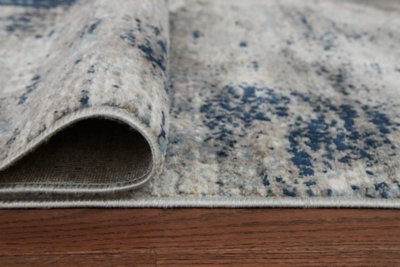 Wrenstow 5'3" x 7'3" Rug - Image 5