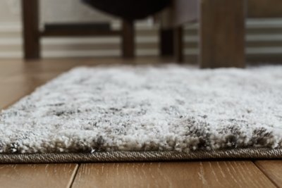 Bryna 5'3" x 7'3" Rug - Image 4