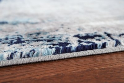 Leonelle 5'3" x 7'3" Rug - Image 4