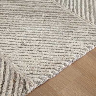 Leaford 5' x 7' Rug - Image 4