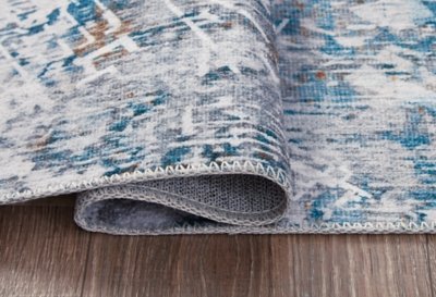 Garyard 5' x 7' Washable Rug - Image 5
