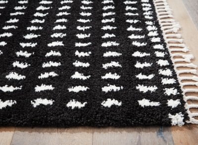 Minston 5' x 7' Rug - Image 4