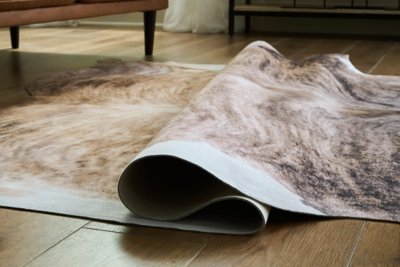 Sportsmen 6'5" x 7'11" Rug - Image 5
