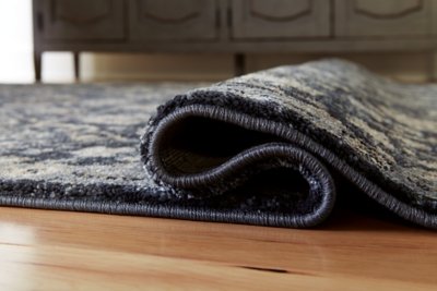 Hilcott 5'3" x 7'3" Rug - Image 5