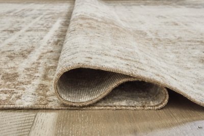 Grifflain 7'10" x 10'3" Washable Rug - Image 5