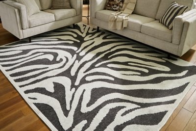 Thomwith 8' x 10'2" Washable Rug - Image 3