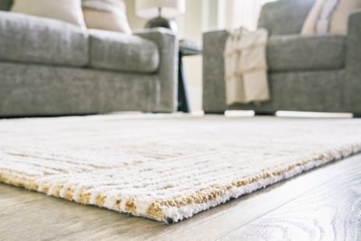 Adanmund 5' x 7' Rug - Image 4