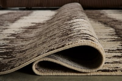 Keradon 5' x 7' Rug - Image 5