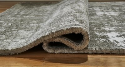 Valmontic 5' x 7' Rug - Image 5