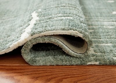 Cayworth 5' x 7' Rug - Image 5