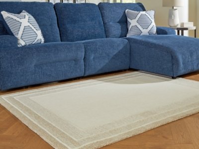 Teelgan Medium Rug - Image 3