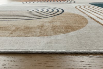 Farrendale Washable Large Rug - Image 4