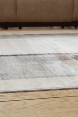 Larkport Washable Medium Rug - Image 4