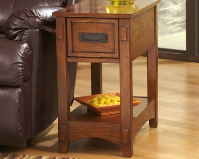 Breegin Chairside End Table - Image 11