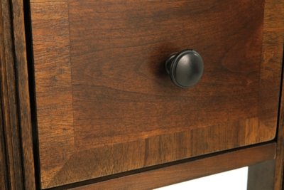 Breegin Chairside End Table - Image 11