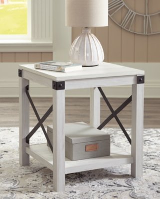 Bayflynn End Table - Image 3