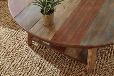 Raebecki Table (Set of 3) - Image 5