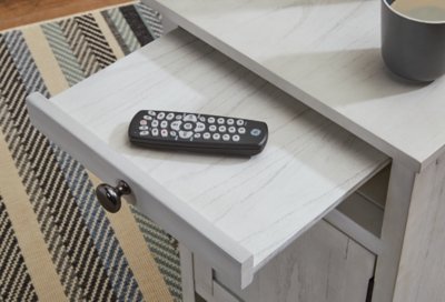 Treytown Chairside End Table - Image 9