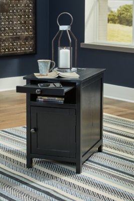 Treytown Chairside End Table - Image 8