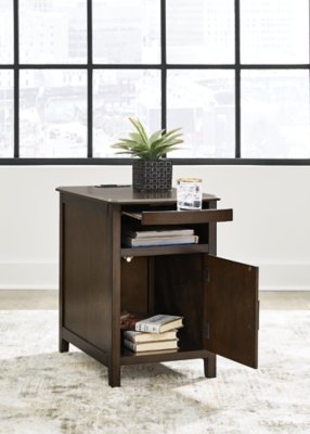 Devonsted Chairside End Table - Image 9