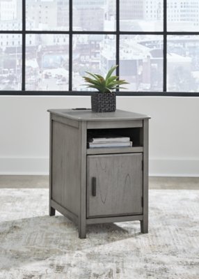 Devonsted Chairside End Table - Image 3