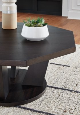 Chasinfield Coffee Table and 2 End Tables - Image 14