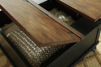Valebeck Coffee Table and 2 End Tables - Image 8