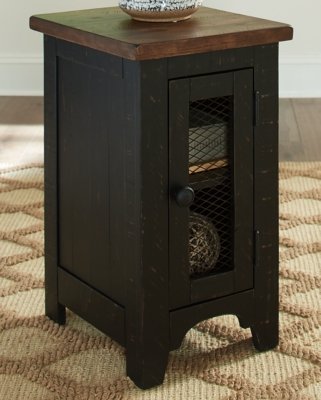 Valebeck Chairside End Table - Image 3