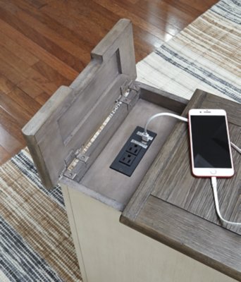 Bolanburg Chairside End Table with USB Ports & Outlets - Image 4
