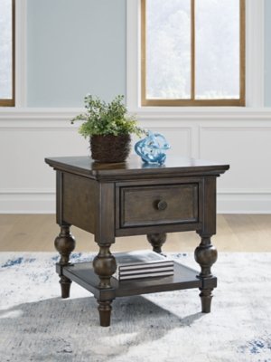 Veramond End Table - Image 3