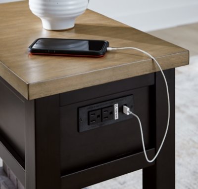 Drazmine Chairside End Table - Image 10