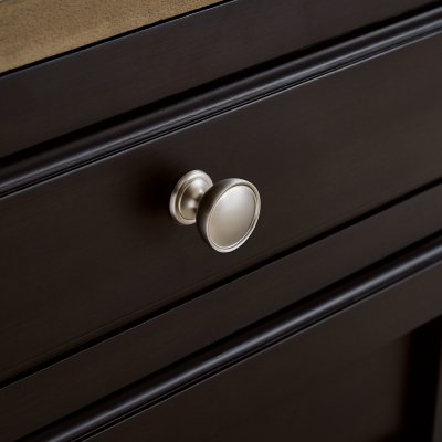 Drazmine Chairside End Table - Image 11