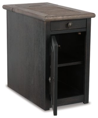Tyler Creek Chairside End Table with USB Ports & Outlets - Image 6