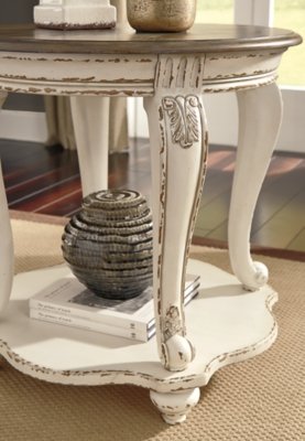 Realyn End Table - Image 6