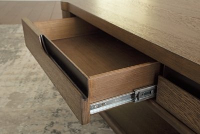 Roanhowe Coffee Table - Image 8