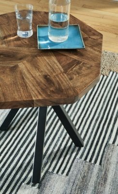 Haileeton End Table - Image 6