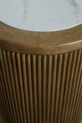 Camdill End Table - Image 5