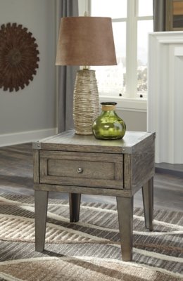 Chazney End Table - Image 5