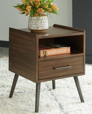 Calmoni End Table - Image 3