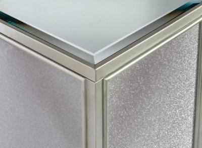 Traleena Nesting End Table (Set of 2) - Image 8