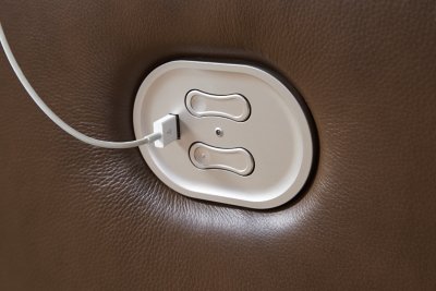 VonRyan Power Reclining Sofa - Image 7
