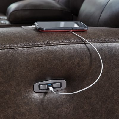 Side Step Power Reclining Loveseat with Console - Image 9