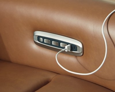 Tryanny Power Reclining Loveseat - Image 11