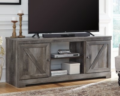 Wynnlow 63" TV Stand - Image 3