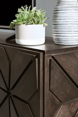 Chasinfield 72" TV Stand - Image 7