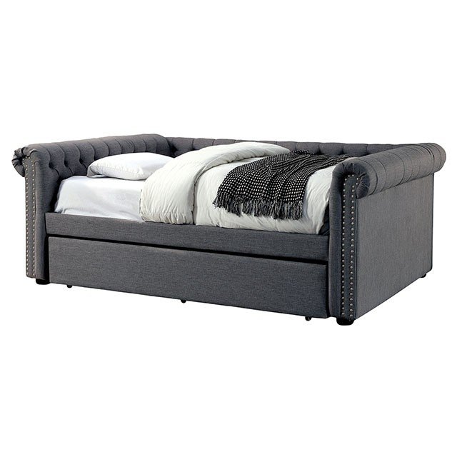 Leanna - Image 6
